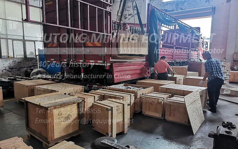 Delivery of mining electric locomotive parts purchased by customers in Sou