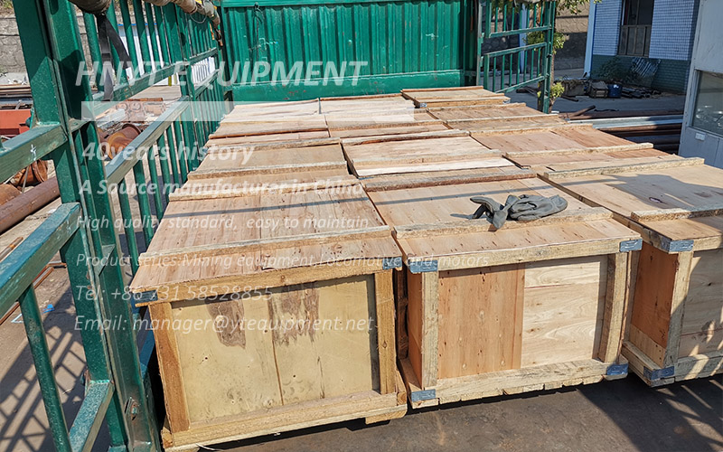 Export of ZQ-21 DC traction motors 4.jpg