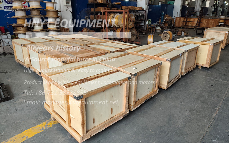 Delivery of ZQ-21 traction motors 4.jpg