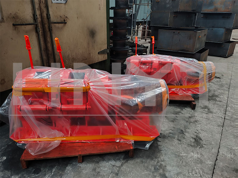 mining electric winches delivery.jpg