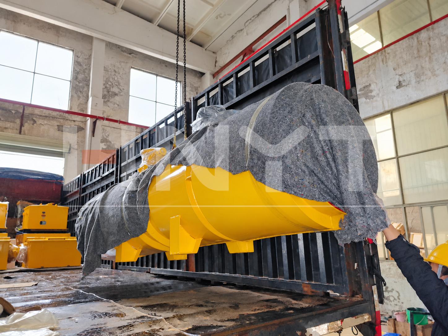 04-axial-fan-protected-lifting.jpg 04-axial-fan-protected-lifting.jpg